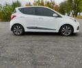 Белый Хендай и10, объемом двигателя 1 л и пробегом 110 тыс. км за 8500 $, фото 4 на Automoto.ua
