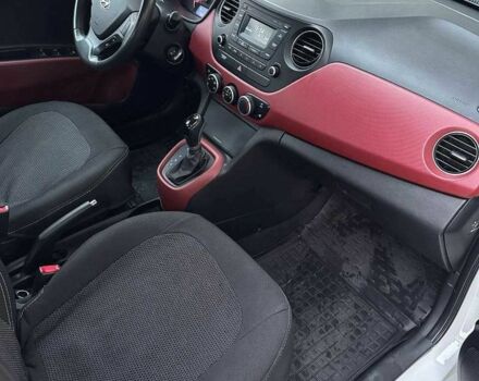 Білий Хендай і10, об'ємом двигуна 1.2 л та пробігом 212 тис. км за 8777 $, фото 5 на Automoto.ua