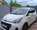 Белый Хендай и10, объемом двигателя 1.2 л и пробегом 32 тыс. км за 10900 $, фото 1 на Automoto.ua