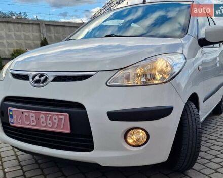 Белый Хендай и10, объемом двигателя 1.25 л и пробегом 132 тыс. км за 4950 $, фото 1 на Automoto.ua