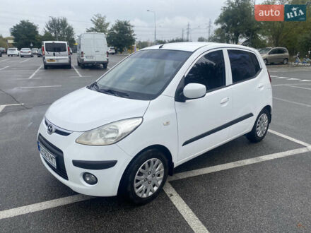 Хендай и10 2010 в Киеве на Automoto.ua Белый Хендай и10, объемом двигателя 1.25 л и пробегом 163 тыс. км за 6200 $, фото 1 на Automoto.ua