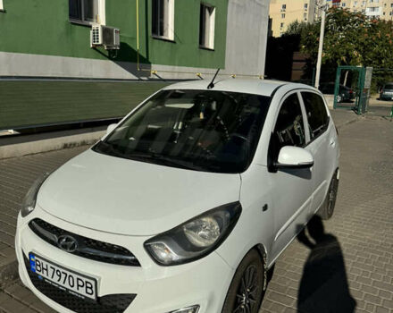 Белый Хендай и10, объемом двигателя 1.25 л и пробегом 80 тыс. км за 7400 $, фото 1 на Automoto.ua