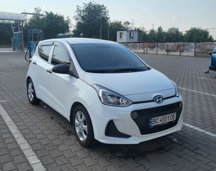 Белый Хендай и10, объемом двигателя 1 л и пробегом 70 тыс. км за 6500 $, фото 1 на Automoto.ua