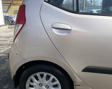 Бежевий Хендай і10, об'ємом двигуна 1.1 л та пробігом 160 тис. км за 3700 $, фото 2 на Automoto.ua