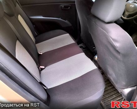 Бежевий Хендай і10, об'ємом двигуна 1.1 л та пробігом 86 тис. км за 6500 $, фото 5 на Automoto.ua