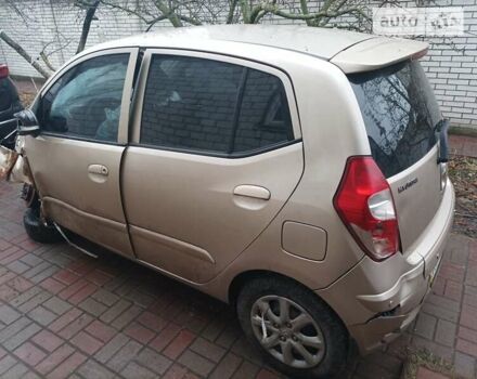 Бежевый Хендай и10, объемом двигателя 1.25 л и пробегом 120 тыс. км за 2500 $, фото 7 на Automoto.ua