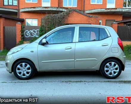 Бежевый Хендай и10, объемом двигателя 11 л и пробегом 119 тыс. км за 7500 $, фото 5 на Automoto.ua