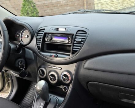 Бежевый Хендай и10, объемом двигателя 1.2 л и пробегом 130 тыс. км за 6500 $, фото 21 на Automoto.ua