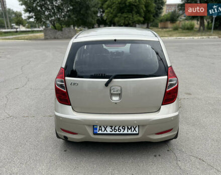 Бежевый Хендай и10, объемом двигателя 1.1 л и пробегом 82 тыс. км за 4500 $, фото 8 на Automoto.ua