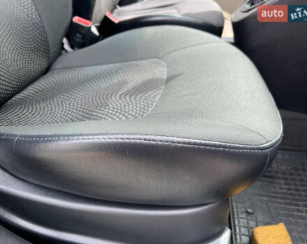 Бежевый Хендай и10, объемом двигателя 1.1 л и пробегом 82 тыс. км за 4500 $, фото 21 на Automoto.ua