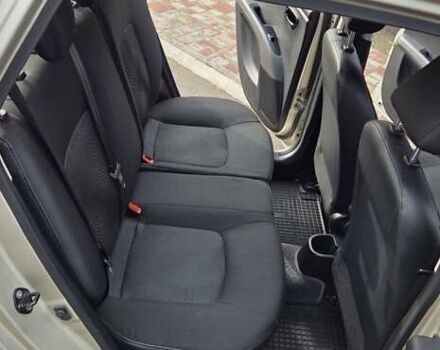 Бежевый Хендай и10, объемом двигателя 1.09 л и пробегом 131 тыс. км за 6666 $, фото 29 на Automoto.ua