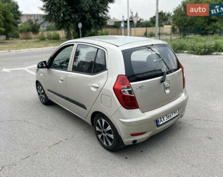 Бежевый Хендай и10, объемом двигателя 1.1 л и пробегом 82 тыс. км за 4500 $, фото 9 на Automoto.ua