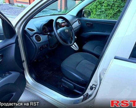 Бежевый Хендай и10, объемом двигателя 11 л и пробегом 119 тыс. км за 7500 $, фото 7 на Automoto.ua