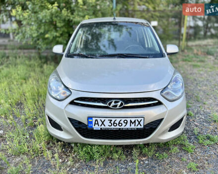 Бежевый Хендай и10, объемом двигателя 1.1 л и пробегом 82 тыс. км за 4500 $, фото 1 на Automoto.ua