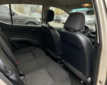 Бежевый Хендай и10, объемом двигателя 1.1 л и пробегом 156 тыс. км за 4550 $, фото 10 на Automoto.ua