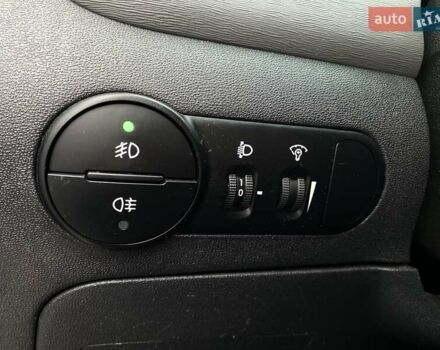 Бежевый Хендай и10, объемом двигателя 1.09 л и пробегом 156 тыс. км за 4550 $, фото 13 на Automoto.ua