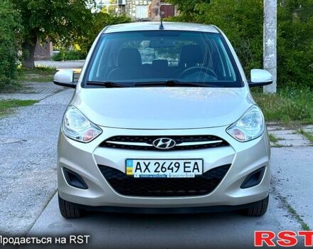 Бежевый Хендай и10, объемом двигателя 11 л и пробегом 119 тыс. км за 7500 $, фото 1 на Automoto.ua