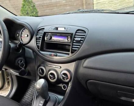 Бежевый Хендай и10, объемом двигателя 1.09 л и пробегом 131 тыс. км за 6666 $, фото 38 на Automoto.ua