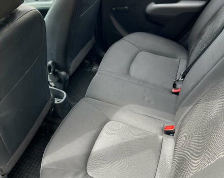 Бежевый Хендай и10, объемом двигателя 1.1 л и пробегом 82 тыс. км за 4500 $, фото 16 на Automoto.ua