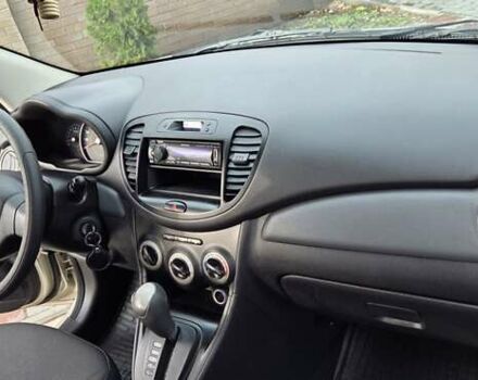 Бежевый Хендай и10, объемом двигателя 1.09 л и пробегом 131 тыс. км за 6666 $, фото 30 на Automoto.ua