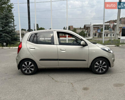 Бежевый Хендай и10, объемом двигателя 1.1 л и пробегом 82 тыс. км за 4500 $, фото 6 на Automoto.ua