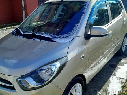 Хендай и10 2012 в Львове на Automoto.ua Бежевый Хендай и10, объемом двигателя 1.2 л и пробегом 99 тыс. км за 7000 $, фото 1 на Automoto.ua