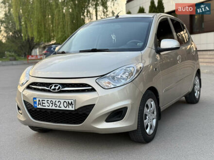Хендай и10 2012 в Днепре (Днепропетровске) на Automoto.ua Бежевый Хендай и10, объемом двигателя 1.1 л и пробегом 59 тыс. км за 7555 $, фото 1 на Automoto.ua