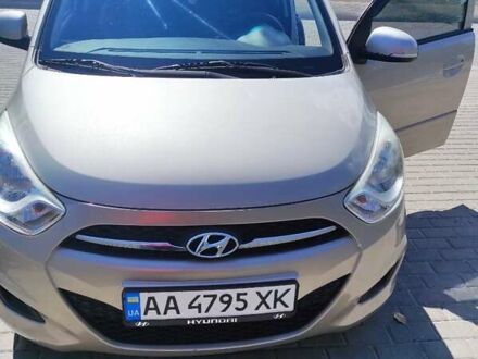 Хендай и10 2013 в Киеве на Automoto.ua Бежевый Хендай и10, объемом двигателя 1.09 л и пробегом 157 тыс. км за 5100 $, фото 1 на Automoto.ua