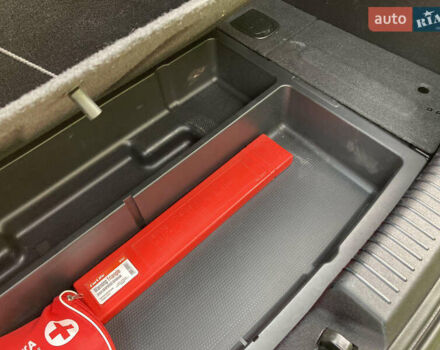 Черный Хендай и10, объемом двигателя 1.09 л и пробегом 67 тыс. км за 6800 $, фото 24 на Automoto.ua