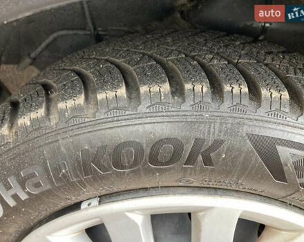 Черный Хендай и10, объемом двигателя 1.09 л и пробегом 67 тыс. км за 6800 $, фото 3 на Automoto.ua