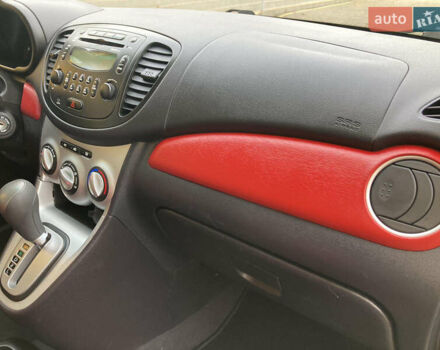 Черный Хендай и10, объемом двигателя 1.09 л и пробегом 67 тыс. км за 6800 $, фото 11 на Automoto.ua