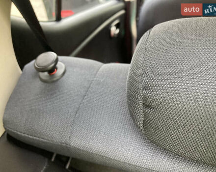 Черный Хендай и10, объемом двигателя 1.09 л и пробегом 67 тыс. км за 6800 $, фото 22 на Automoto.ua