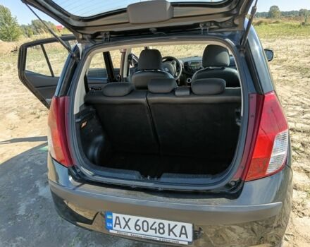 Черный Хендай и10, объемом двигателя 1.2 л и пробегом 260 тыс. км за 4000 $, фото 5 на Automoto.ua