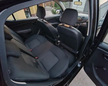 Черный Хендай и10, объемом двигателя 0 л и пробегом 168 тыс. км за 4600 $, фото 3 на Automoto.ua