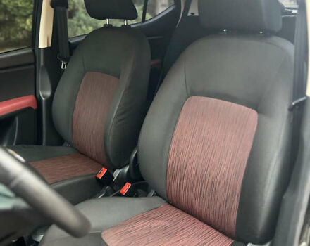 Черный Хендай и10, объемом двигателя 1.25 л и пробегом 110 тыс. км за 7500 $, фото 22 на Automoto.ua