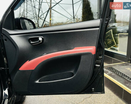 Черный Хендай и10, объемом двигателя 1.2 л и пробегом 112 тыс. км за 7500 $, фото 23 на Automoto.ua