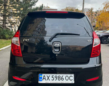 Черный Хендай и10, объемом двигателя 1.25 л и пробегом 110 тыс. км за 7500 $, фото 14 на Automoto.ua