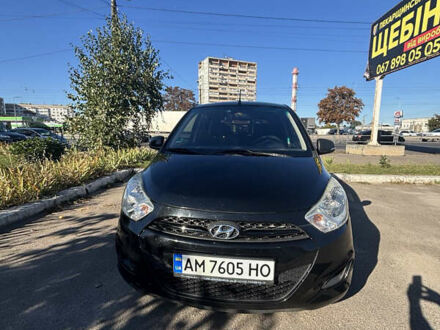 Черный Хендай и10, объемом двигателя 1.09 л и пробегом 137 тыс. км за 5300 $, фото 1 на Automoto.ua