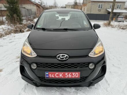 Черный Хендай и10, объемом двигателя 1 л и пробегом 130 тыс. км за 5800 $, фото 1 на Automoto.ua