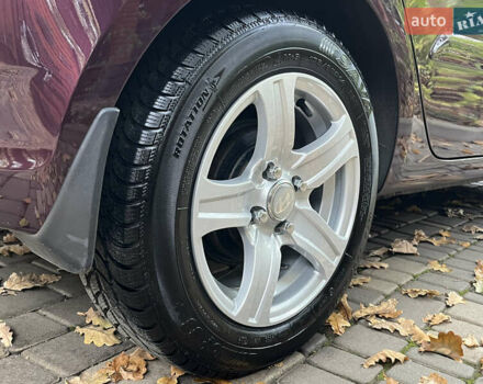 Фіолетовий Хендай і10, об'ємом двигуна 1.2 л та пробігом 83 тис. км за 7800 $, фото 21 на Automoto.ua