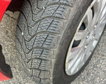 Красный Хендай и10, объемом двигателя 1.2 л и пробегом 154 тыс. км за 4500 $, фото 11 на Automoto.ua