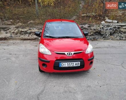 Красный Хендай и10, объемом двигателя 1.09 л и пробегом 201 тыс. км за 3600 $, фото 1 на Automoto.ua