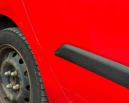 Красный Хендай и10, объемом двигателя 1.09 л и пробегом 144 тыс. км за 5500 $, фото 6 на Automoto.ua