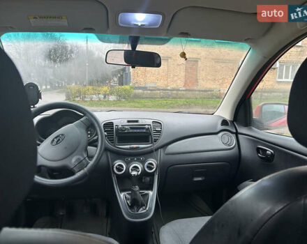 Красный Хендай и10, объемом двигателя 1.09 л и пробегом 200 тыс. км за 4200 $, фото 8 на Automoto.ua