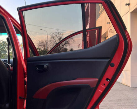 Красный Хендай и10, объемом двигателя 1.09 л и пробегом 138 тыс. км за 5799 $, фото 9 на Automoto.ua