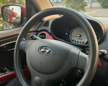 Красный Хендай и10, объемом двигателя 1.09 л и пробегом 138 тыс. км за 5799 $, фото 16 на Automoto.ua