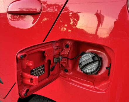 Красный Хендай и10, объемом двигателя 1.09 л и пробегом 138 тыс. км за 5799 $, фото 25 на Automoto.ua