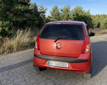 Красный Хендай и10, объемом двигателя 1.09 л и пробегом 141 тыс. км за 4600 $, фото 5 на Automoto.ua