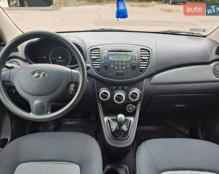 Красный Хендай и10, объемом двигателя 1.09 л и пробегом 201 тыс. км за 3600 $, фото 8 на Automoto.ua