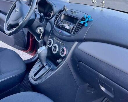 Красный Хендай и10, объемом двигателя 1.09 л и пробегом 97 тыс. км за 6200 $, фото 18 на Automoto.ua